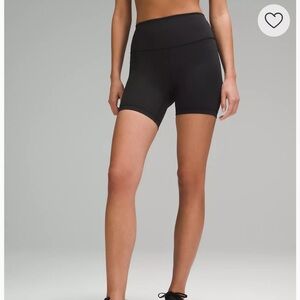 Lululemon Wunder Train High Rise Short 6”